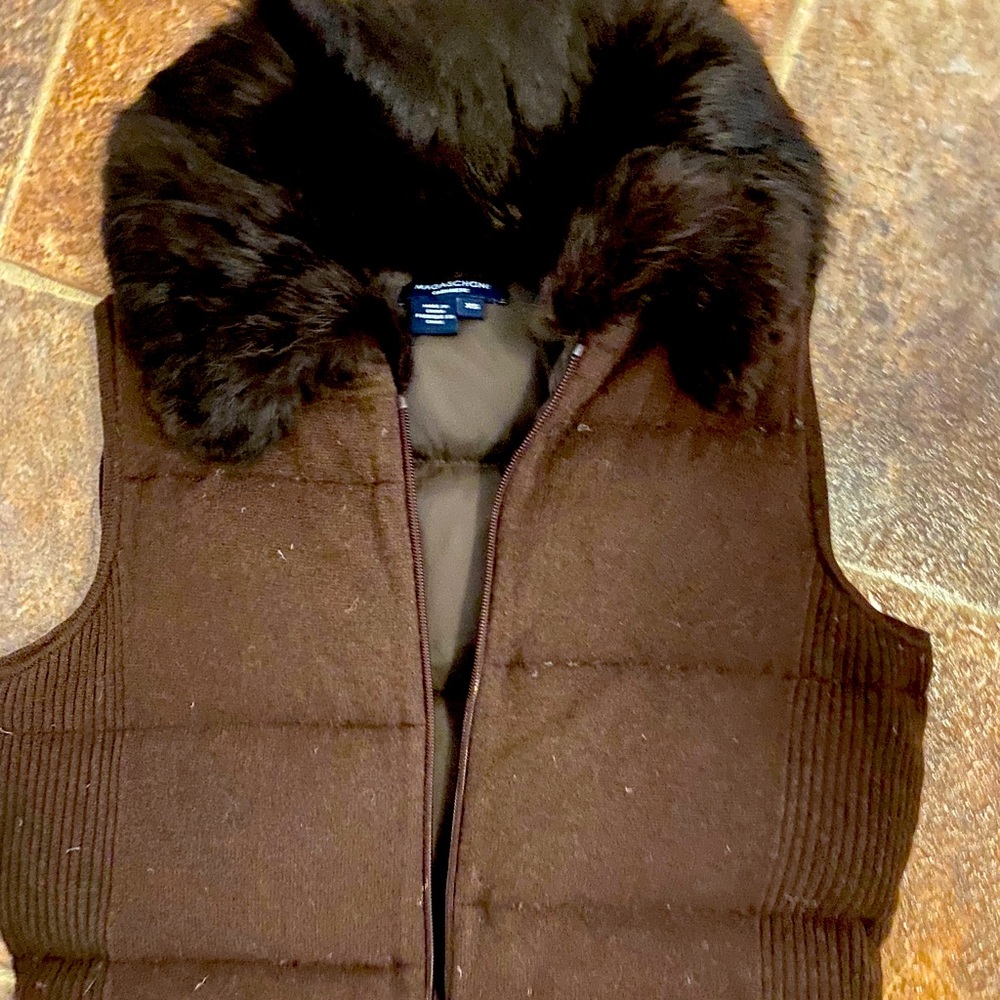 Magaschoni Cashmere chocolate brown padded vest